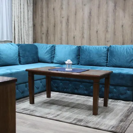 Jasmin President Kop *