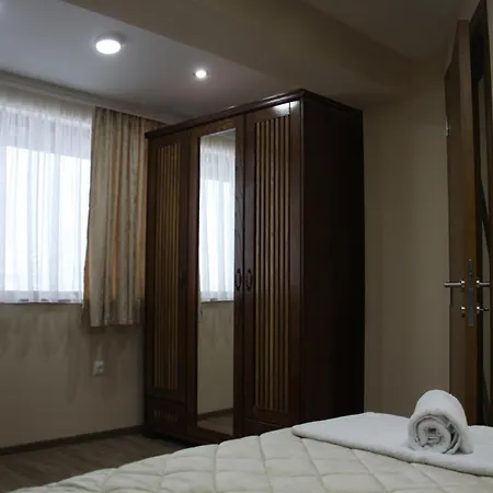 Jasmin President Kop アパート