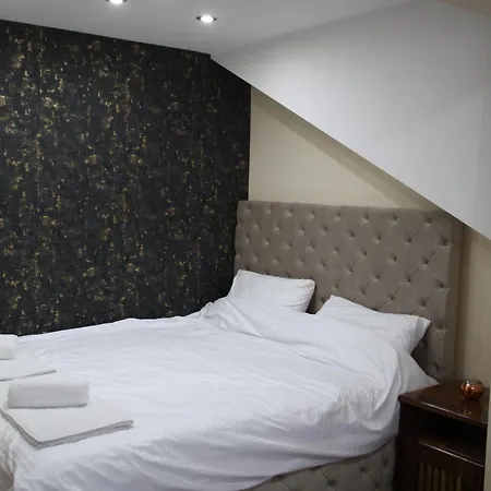 Jasmin President Kop